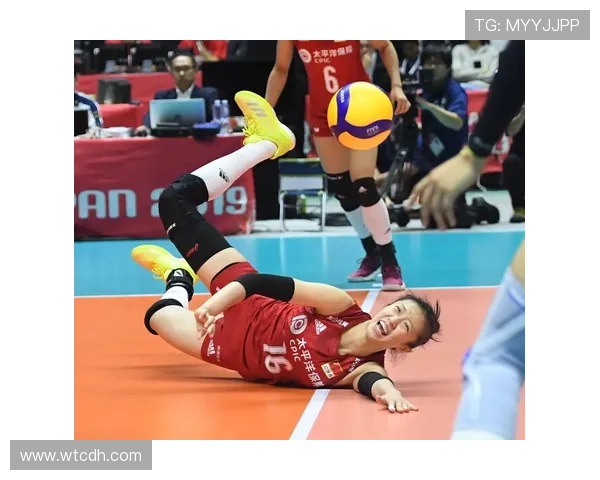 中国女排逆袭成功 3-2战胜巴西队晋级世界杯决赛 中国女排逆袭成功 3-2战胜巴西队晋级世界杯决赛