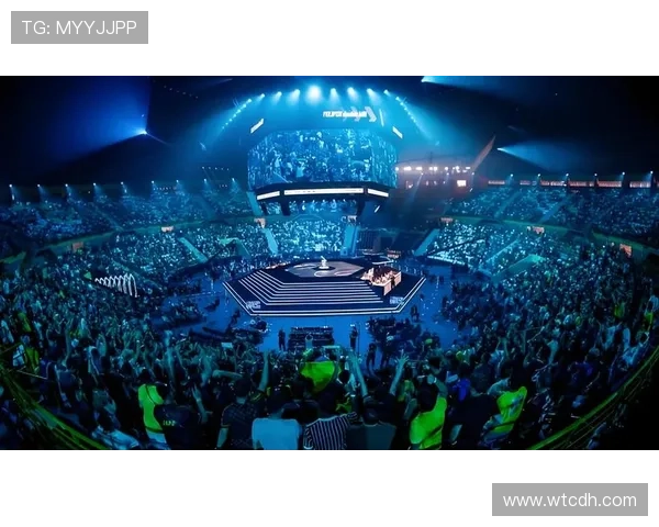 《全球电竞产业迅猛发展 新兴赛事吸引大量年轻玩家关注》 《全球电竞产业迅猛发展 新兴赛事吸引大量年轻玩家关注》