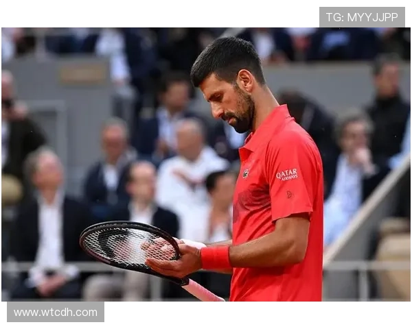 德约科维奇再度逆转封王 年终总决赛上演惊天逆袭震撼全场