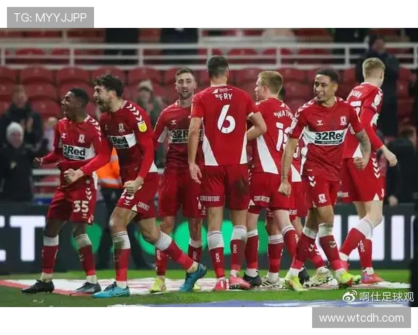 布莱克本足球俱乐部的历史传承与现代化发展探析 布莱克本足球俱乐部的历史传承与现代化发展探析