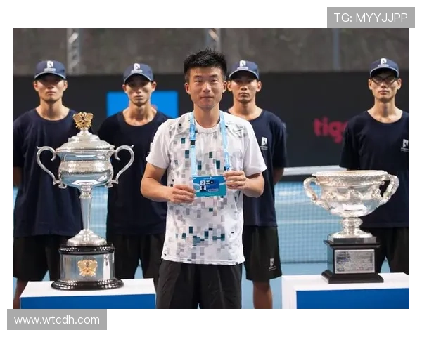 网球赛季迎来新星崛起 大满贯争夺战火热进行中 网球赛季迎来新星崛起 大满贯争夺战火热进行中