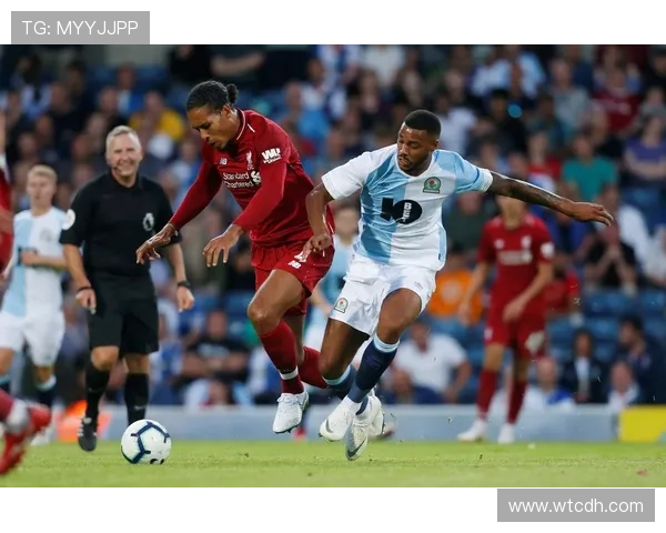 布莱克本足球俱乐部历史沿革与现状分析：传统与革新的交织