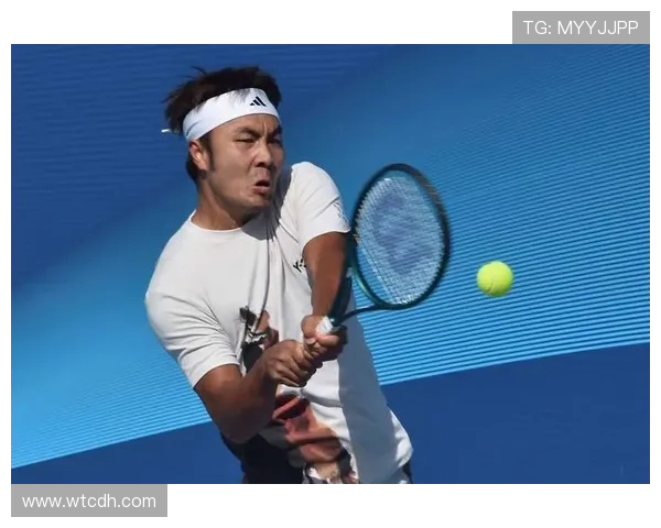 新赛季网球巡回赛焦点战频出中国选手表现引关注全球名将竞争升级